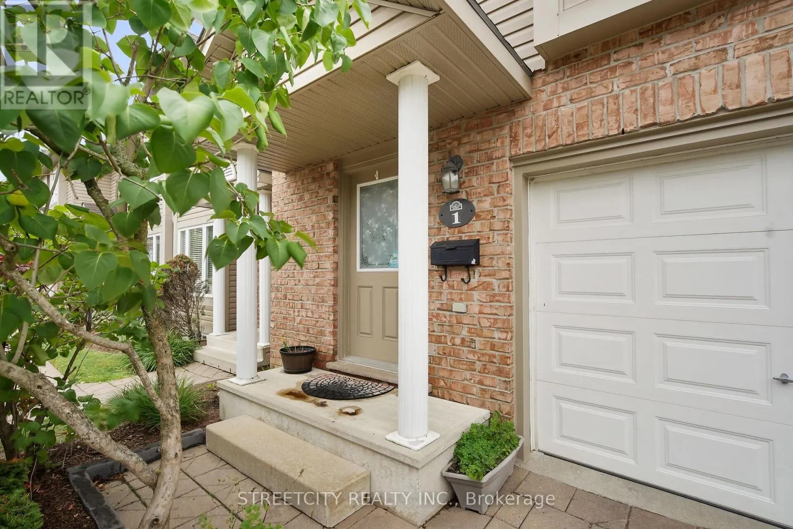 1 - 1320 SAVANNAH DRIVE, #1