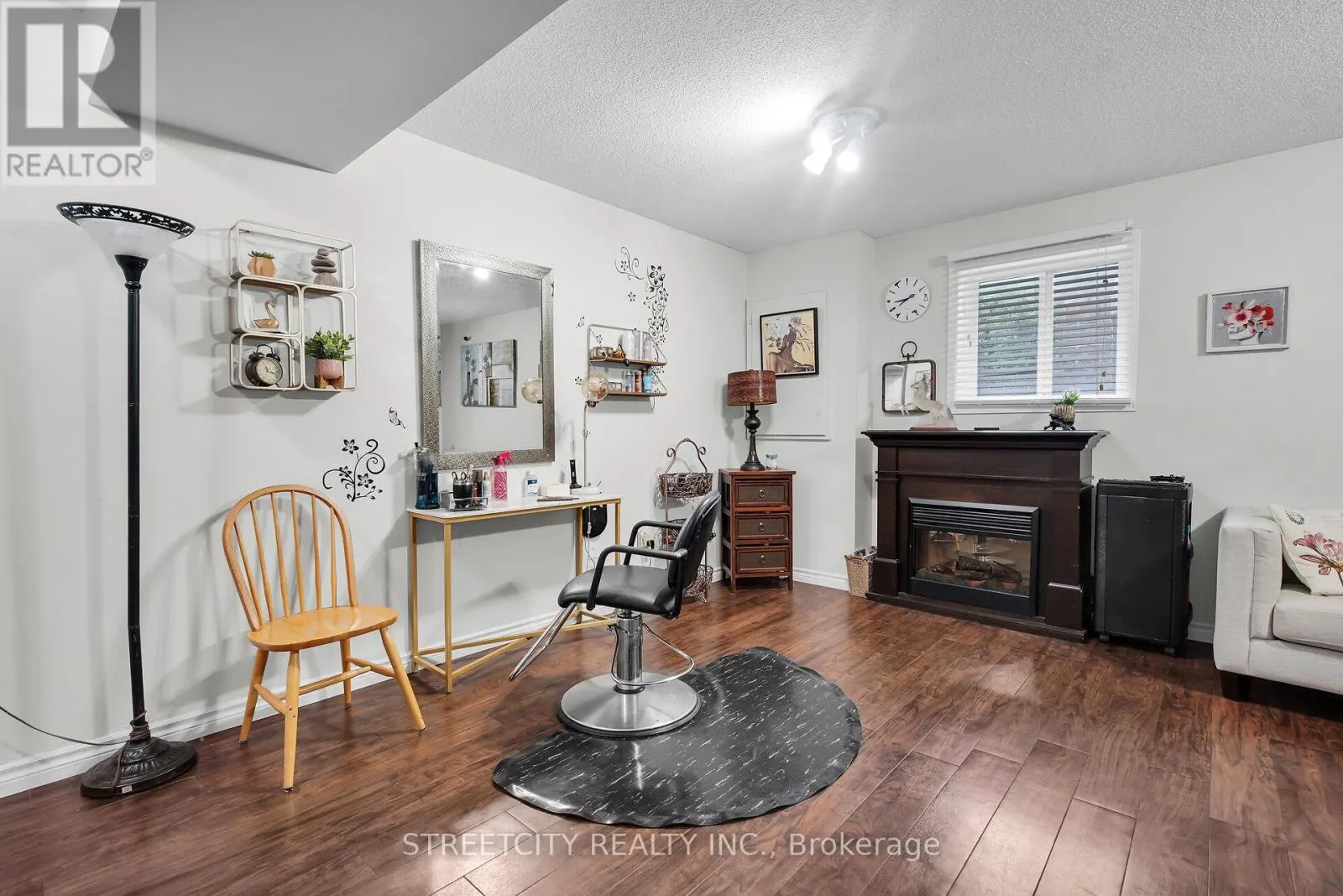 1 - 1320 SAVANNAH DRIVE, #1