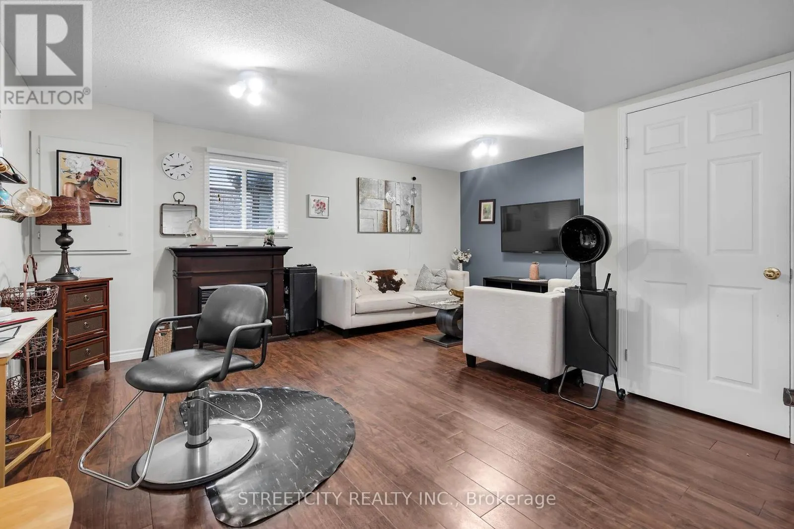 1 - 1320 SAVANNAH DRIVE, #1