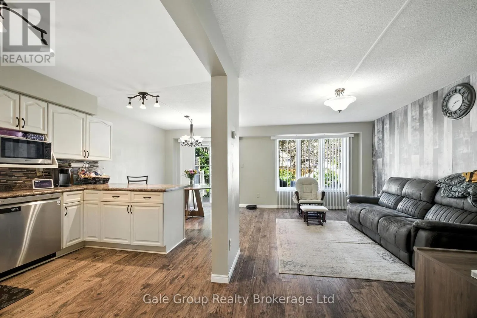 1030 PEARSON DRIVE
