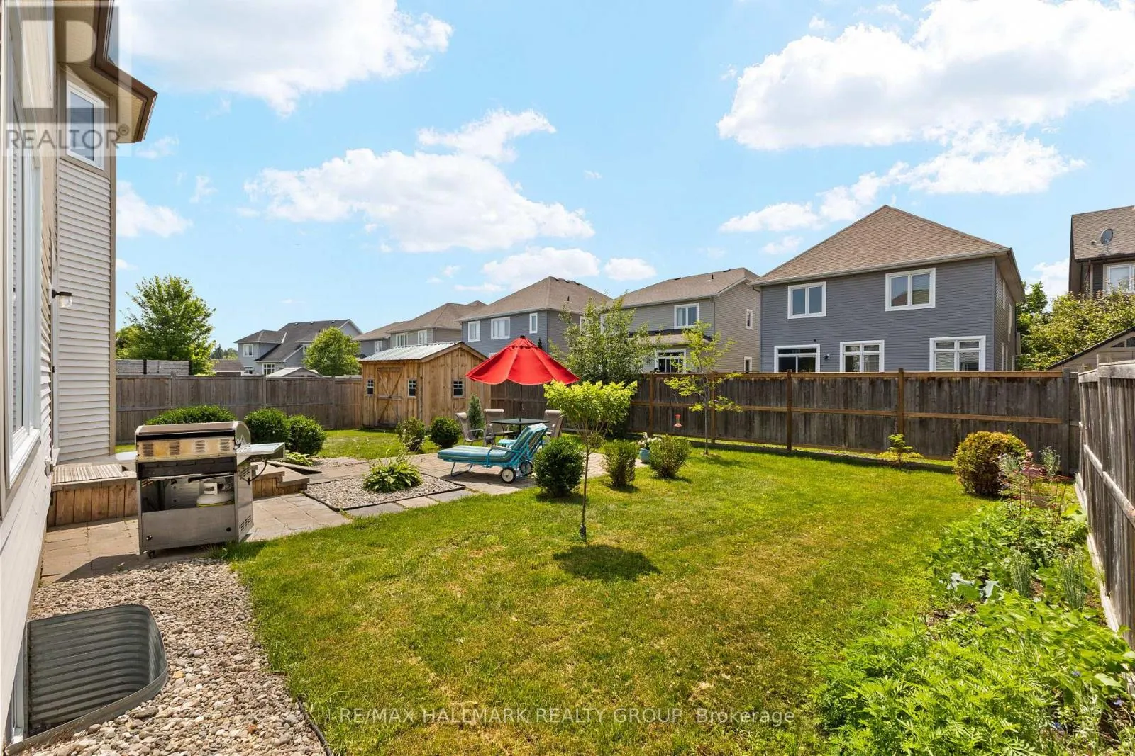 112 GRACEWOOD CRESCENT