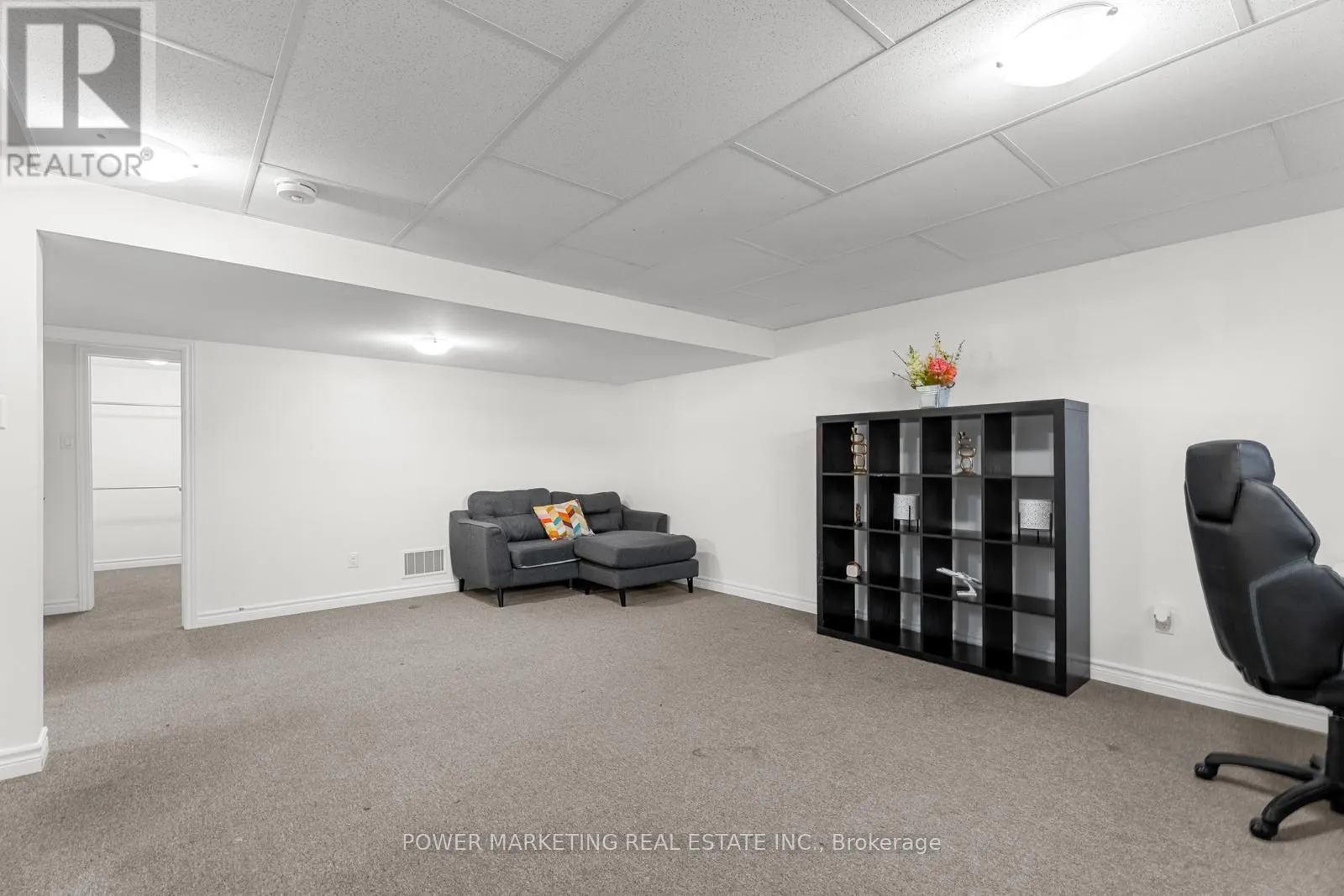 11 MADELEINE PLACE