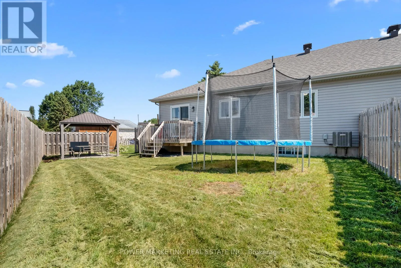 11 MADELEINE PLACE