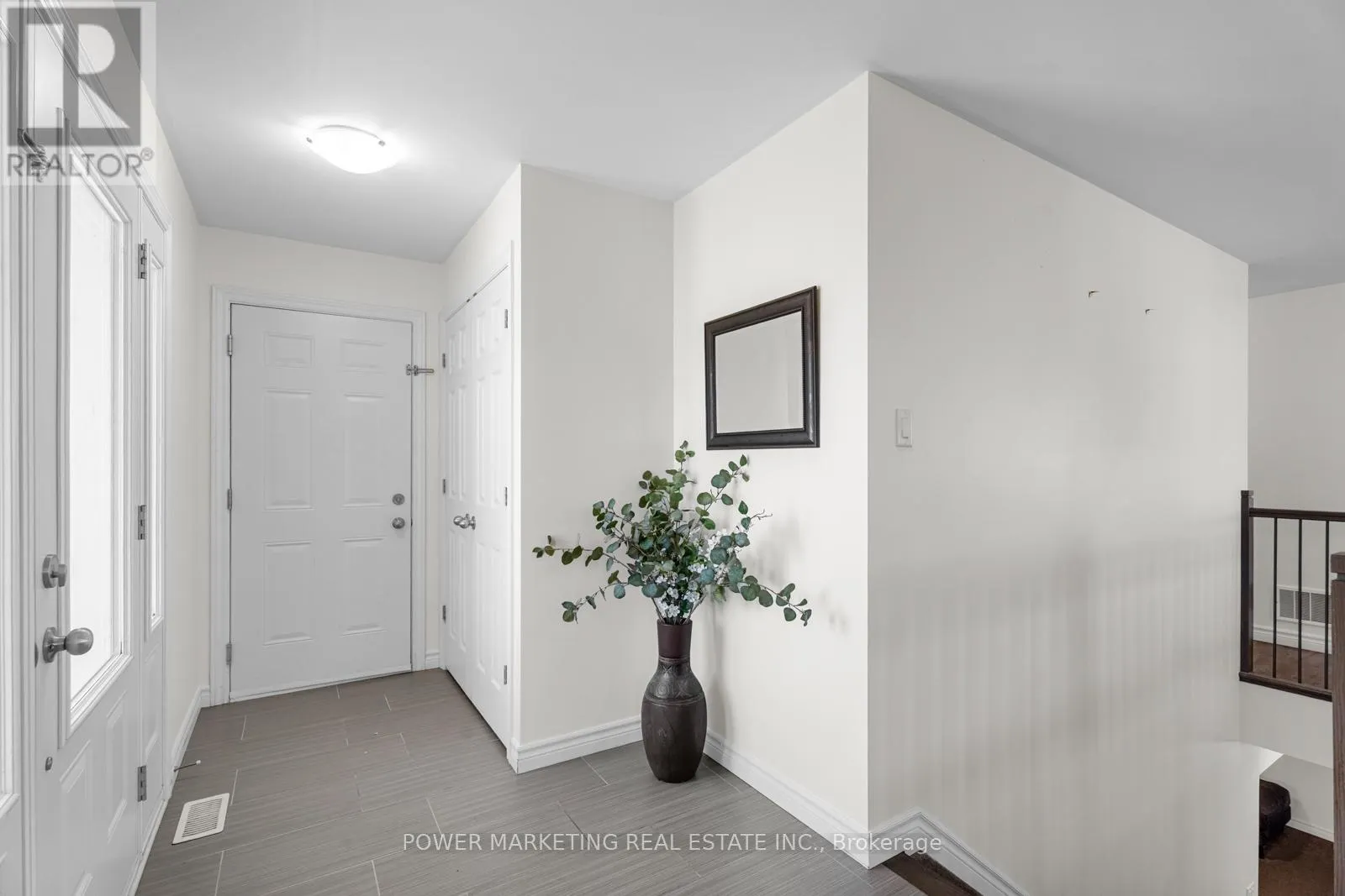 11 MADELEINE PLACE
