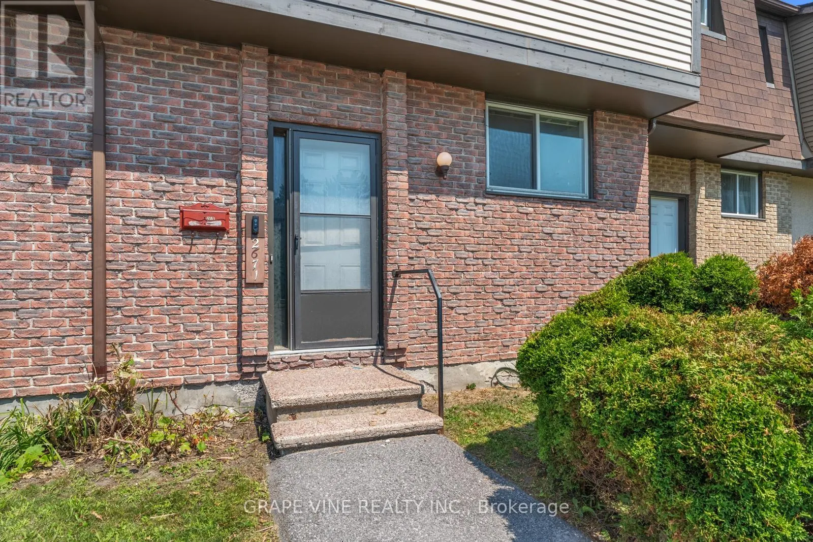 31 - 2671 PIMLICO CRESCENT