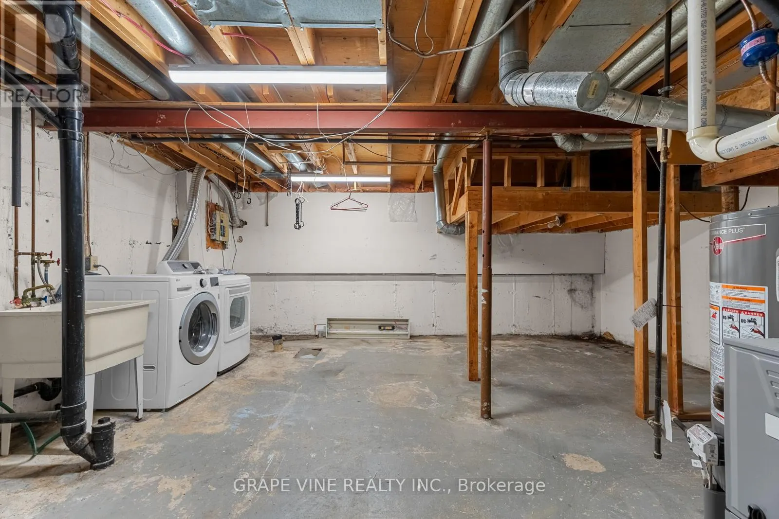 31 - 2671 PIMLICO CRESCENT
