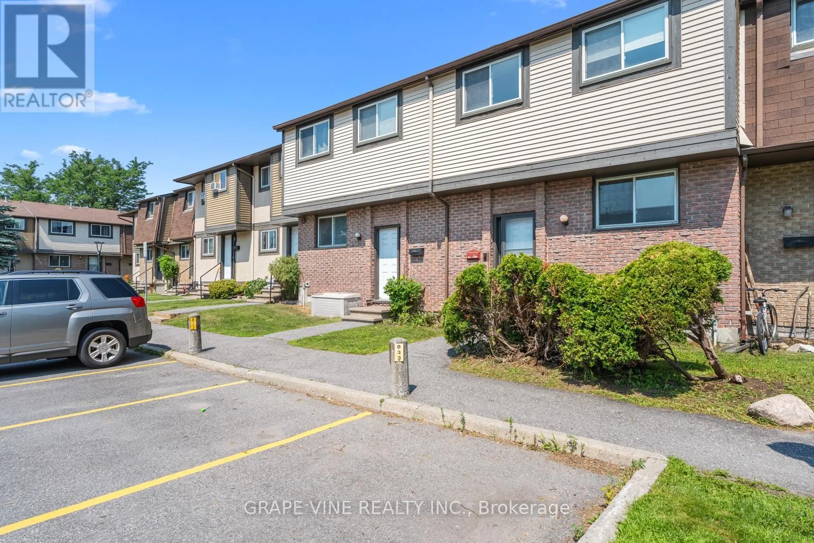 31 - 2671 PIMLICO CRESCENT
