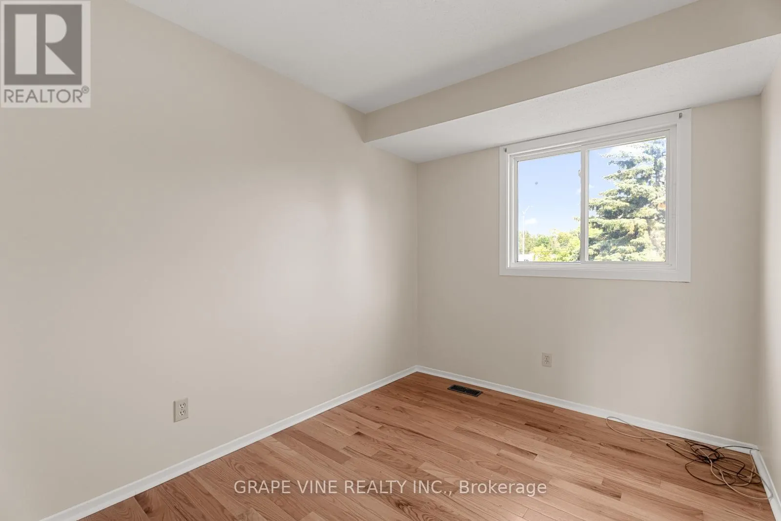31 - 2671 PIMLICO CRESCENT