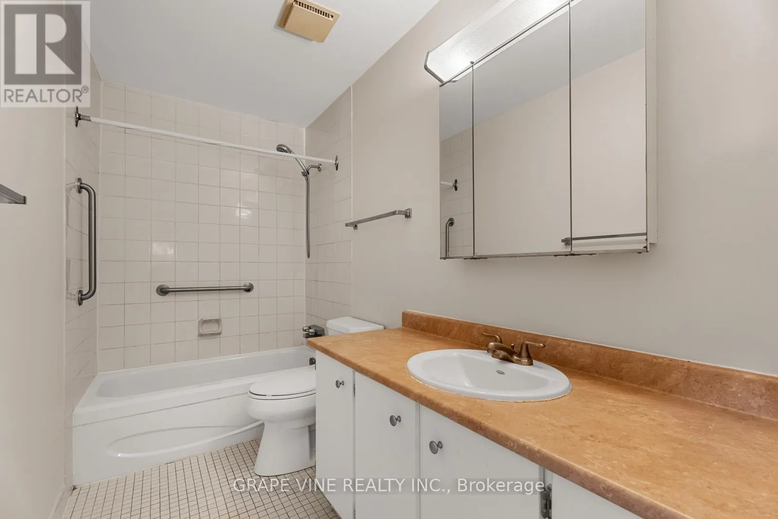 31 - 2671 PIMLICO CRESCENT
