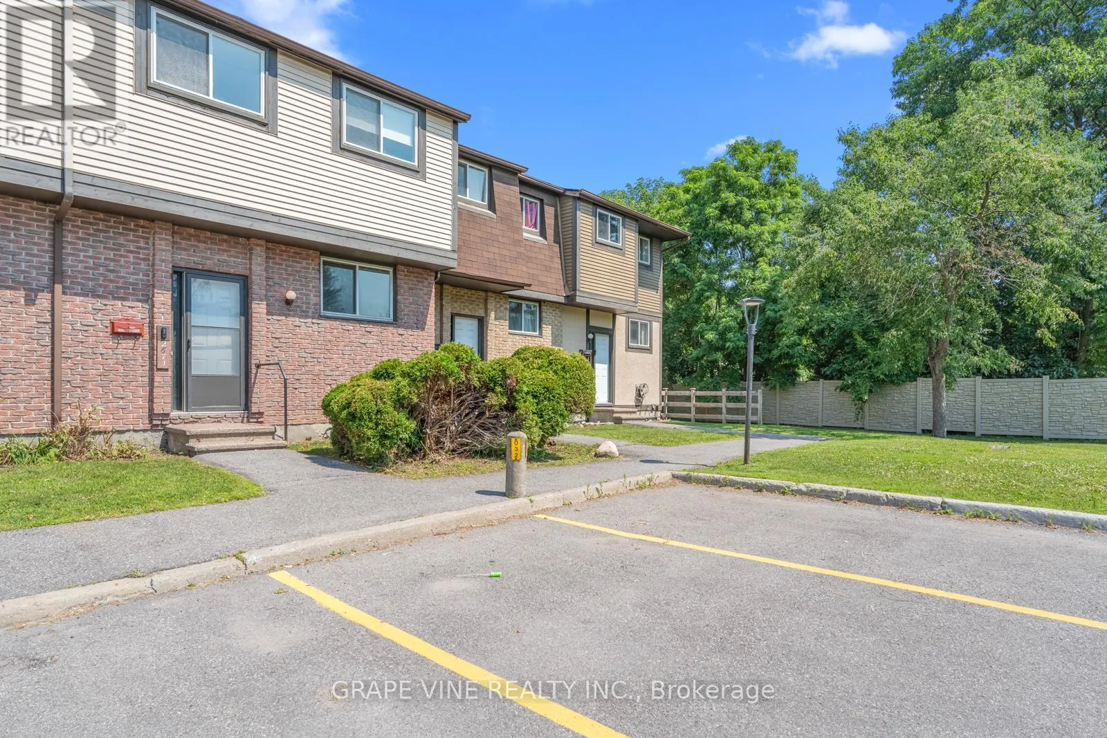 31 - 2671 PIMLICO CRESCENT