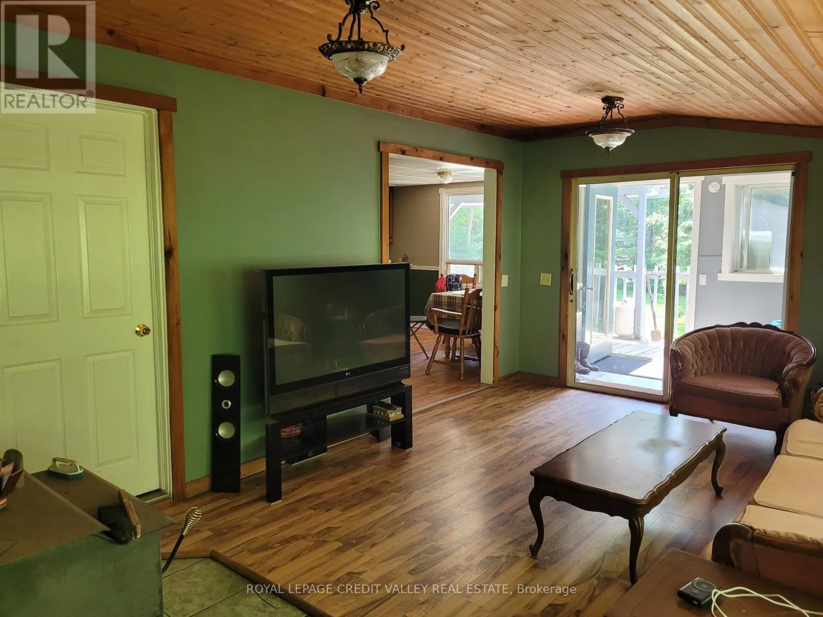 246 HICKEY TRAIL