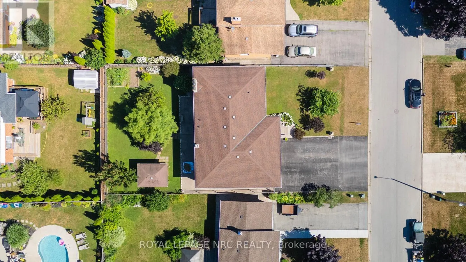 32 GASPARE DRIVE