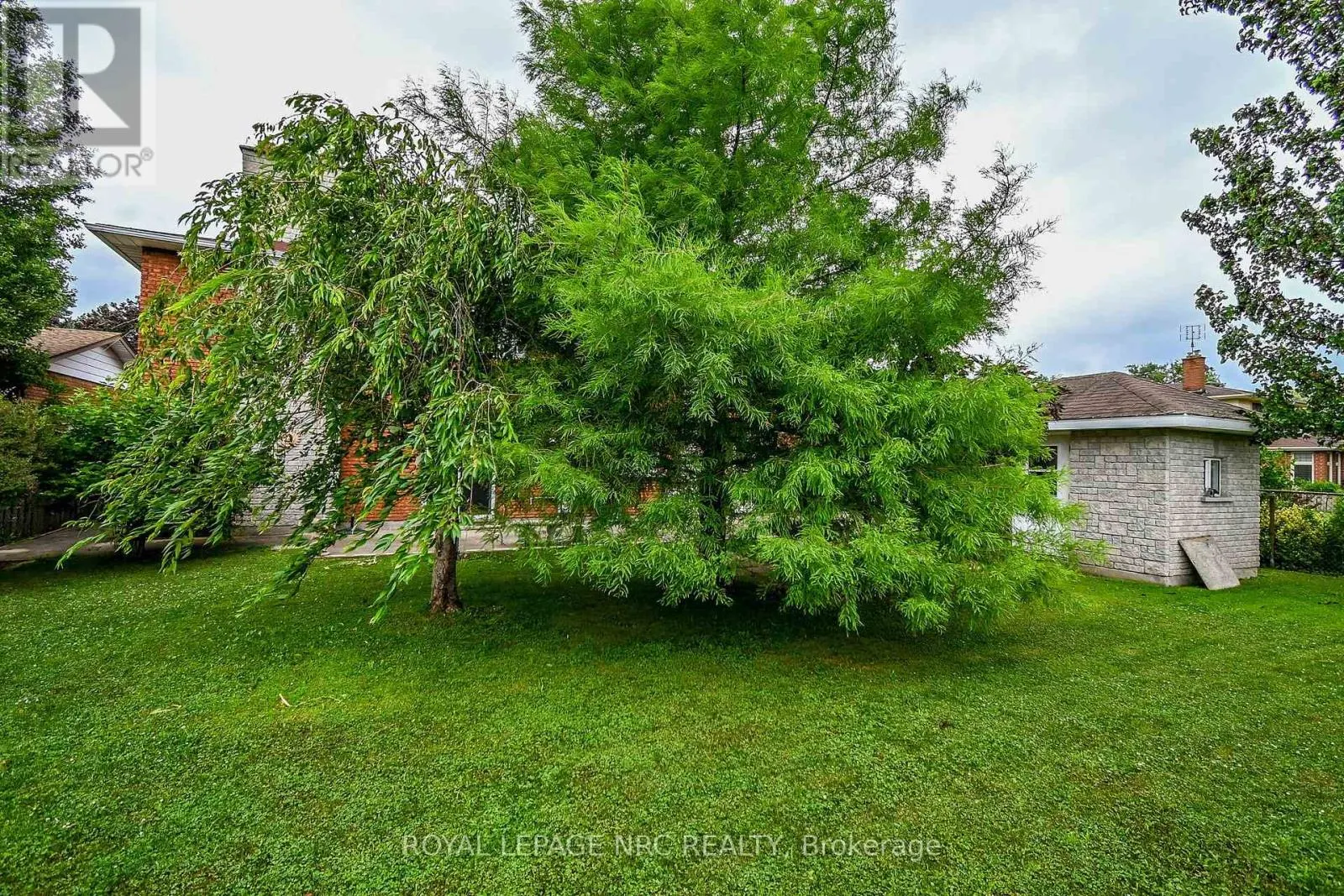32 GASPARE DRIVE