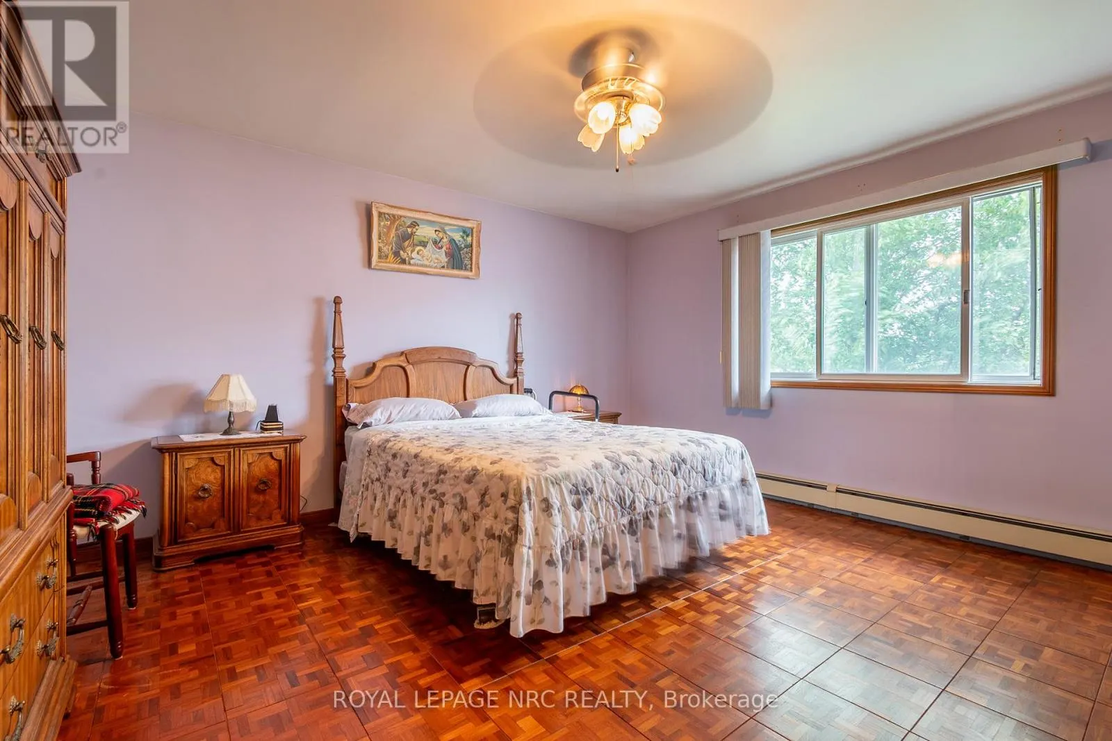32 GASPARE DRIVE