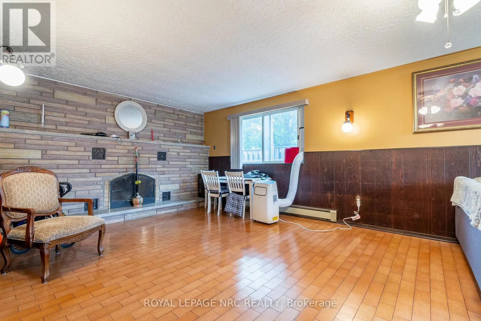 32 GASPARE DRIVE