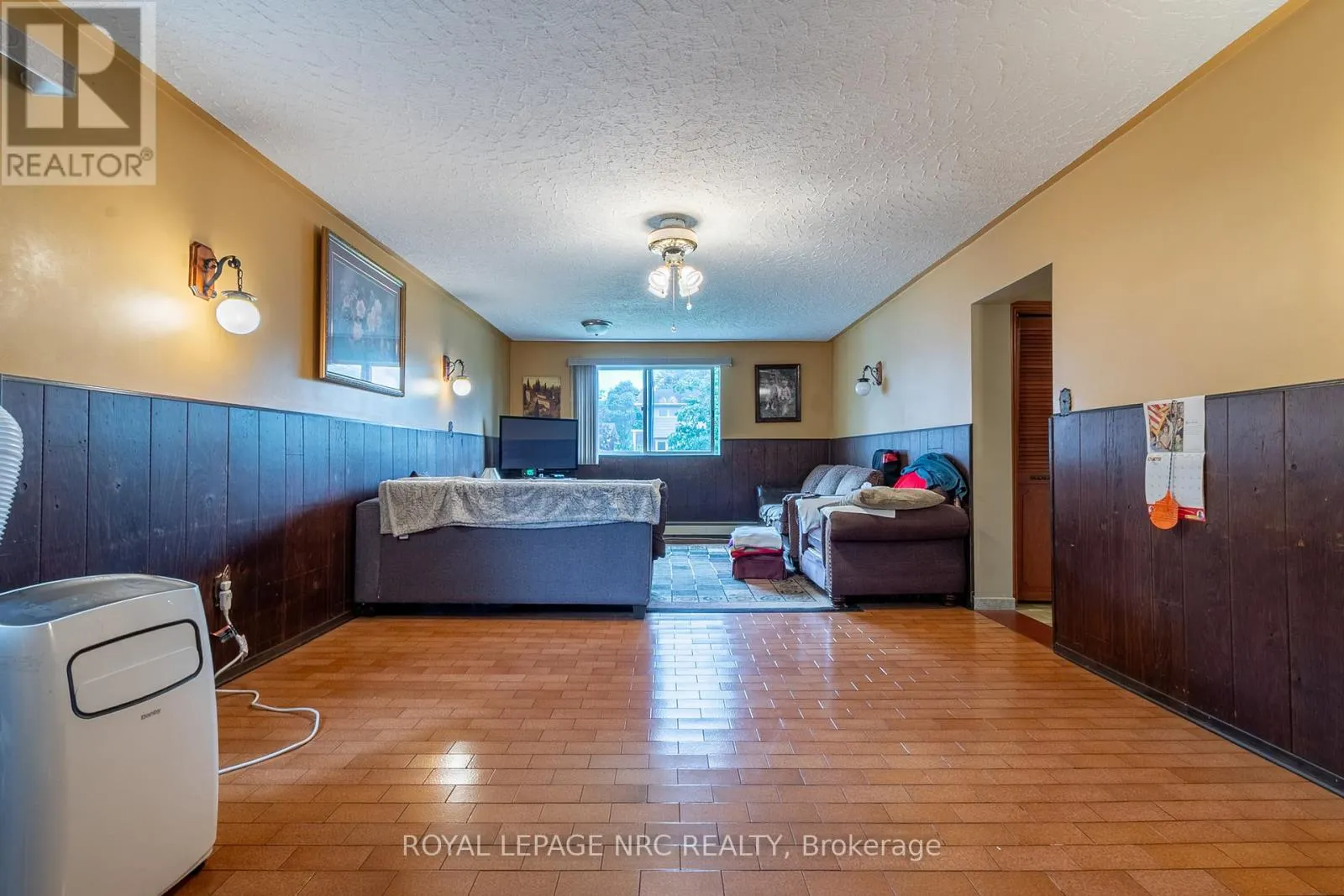 32 GASPARE DRIVE
