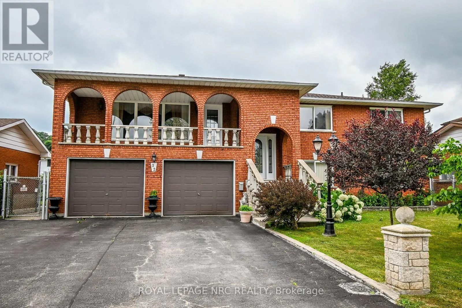 32 GASPARE DRIVE