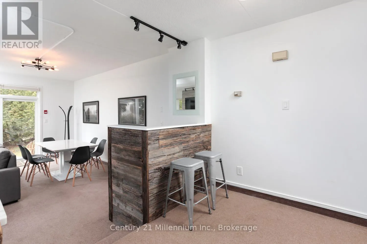 112 - 107 ANN HEGGTVEIT DRIVE, #112