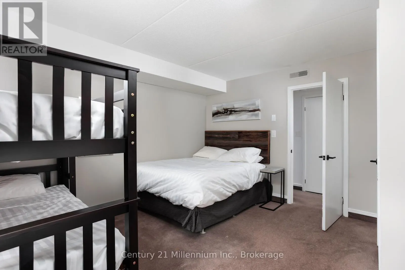 112 - 107 ANN HEGGTVEIT DRIVE, #112