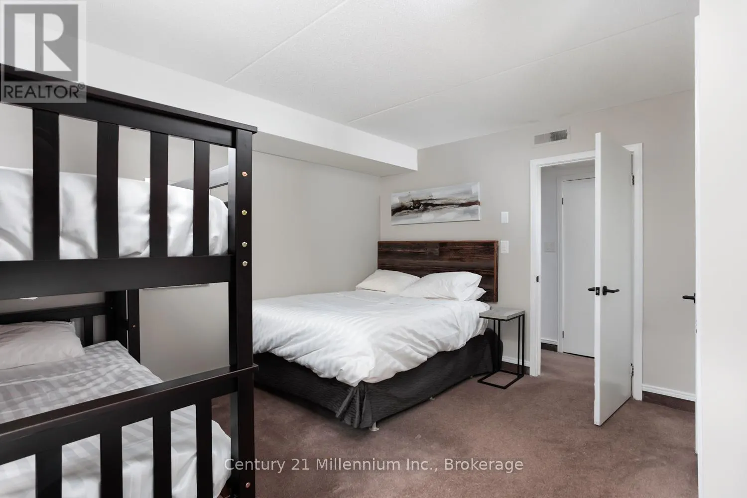 112 - 107 ANN HEGGTVEIT DRIVE, #112