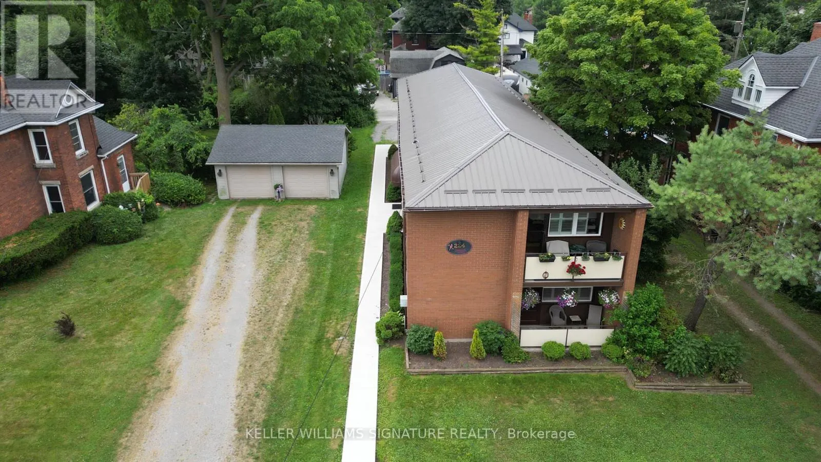224 CLARENCE STREET