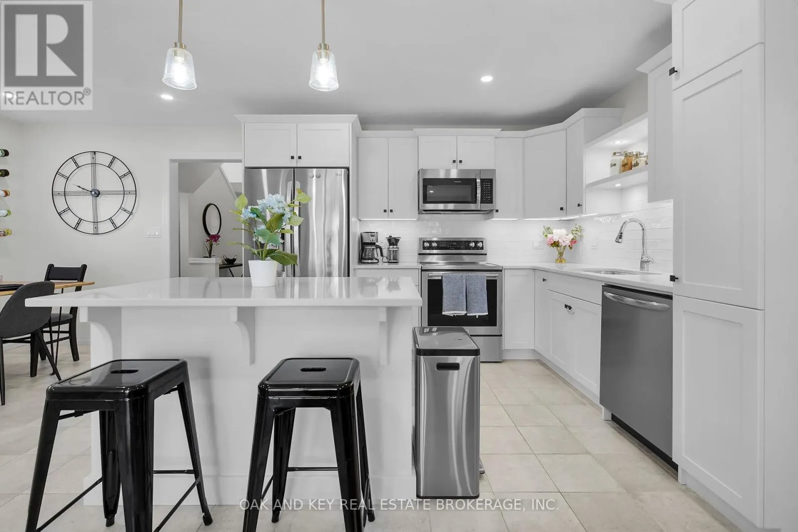 11 CHARTER CREEK COURT