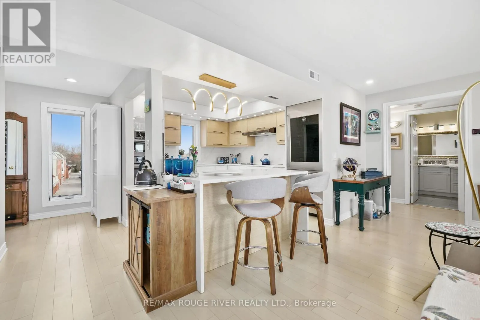 406 - 107 MARISA LANE, #406
