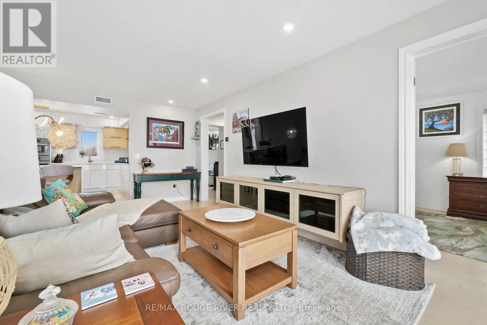 406 - 107 MARISA LANE, #406