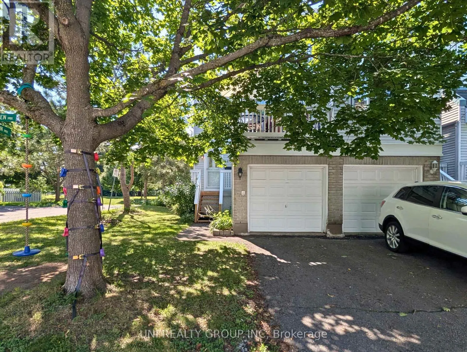 120 CASTLEGREEN PRIVATE
