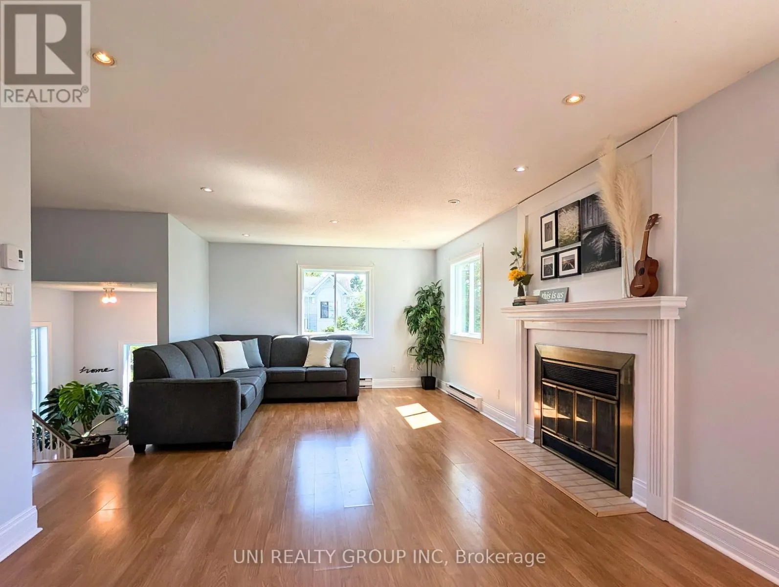 120 CASTLEGREEN PRIVATE