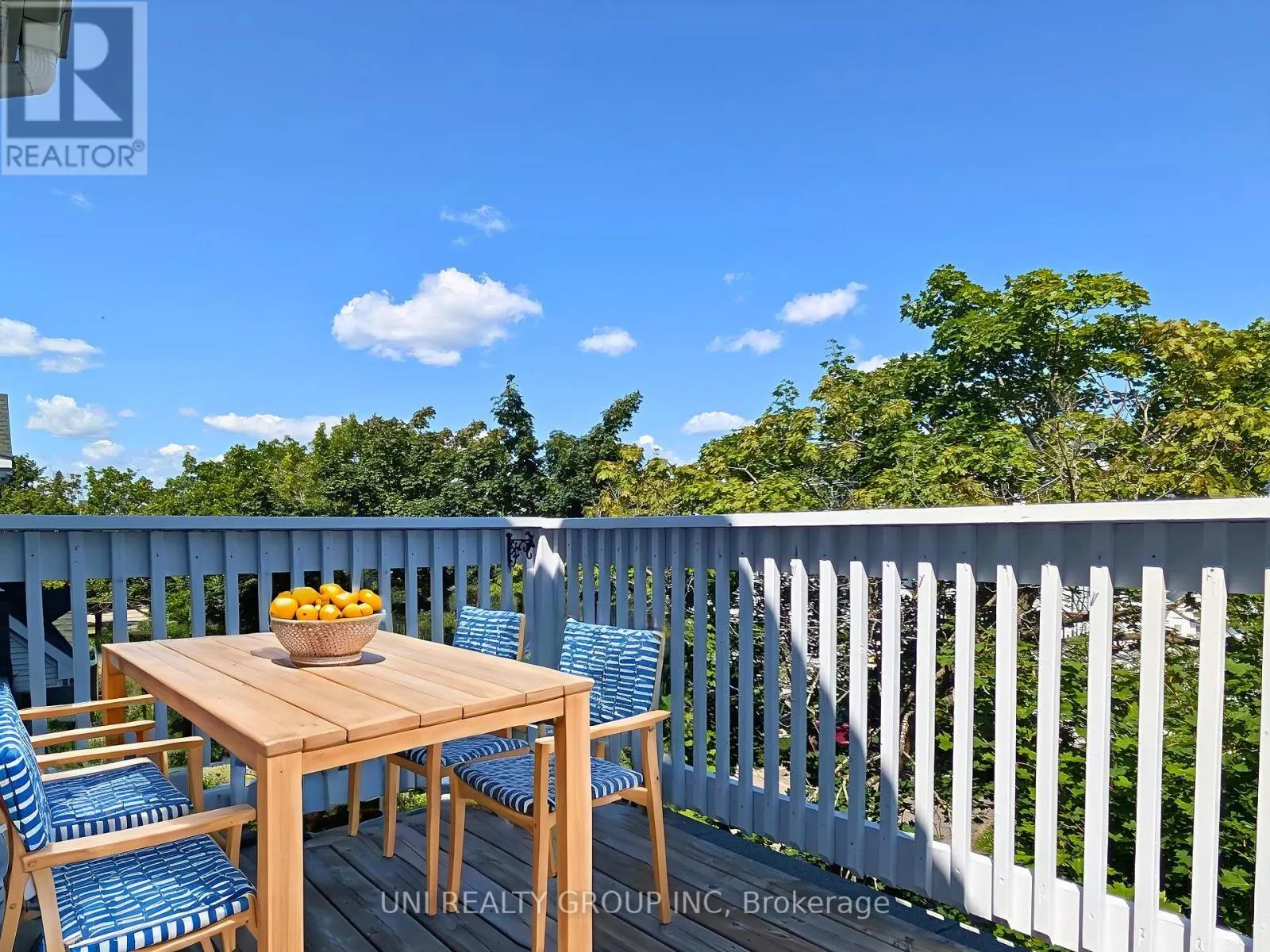 120 CASTLEGREEN PRIVATE