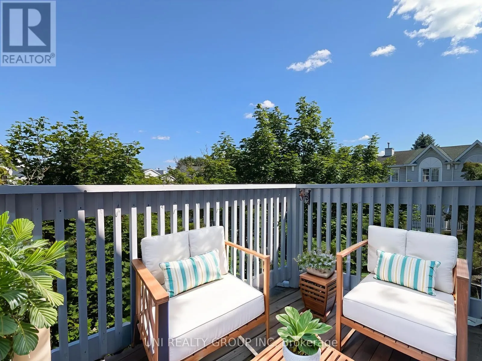 120 CASTLEGREEN PRIVATE