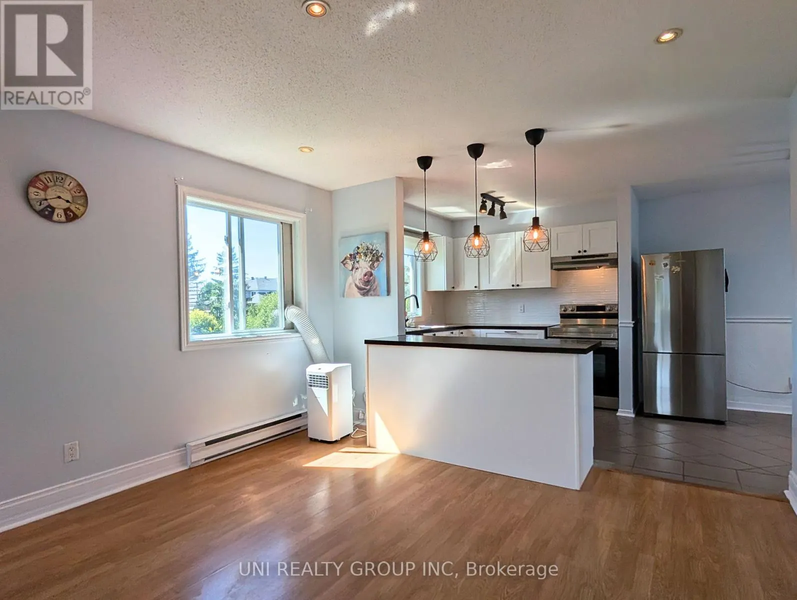 120 CASTLEGREEN PRIVATE