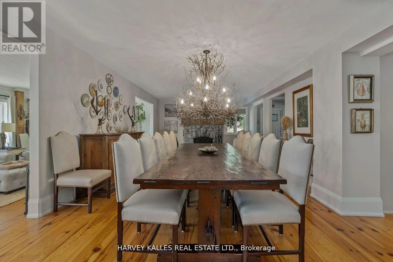 UNIT 2 - 2045 MUSKOKA RD 118W