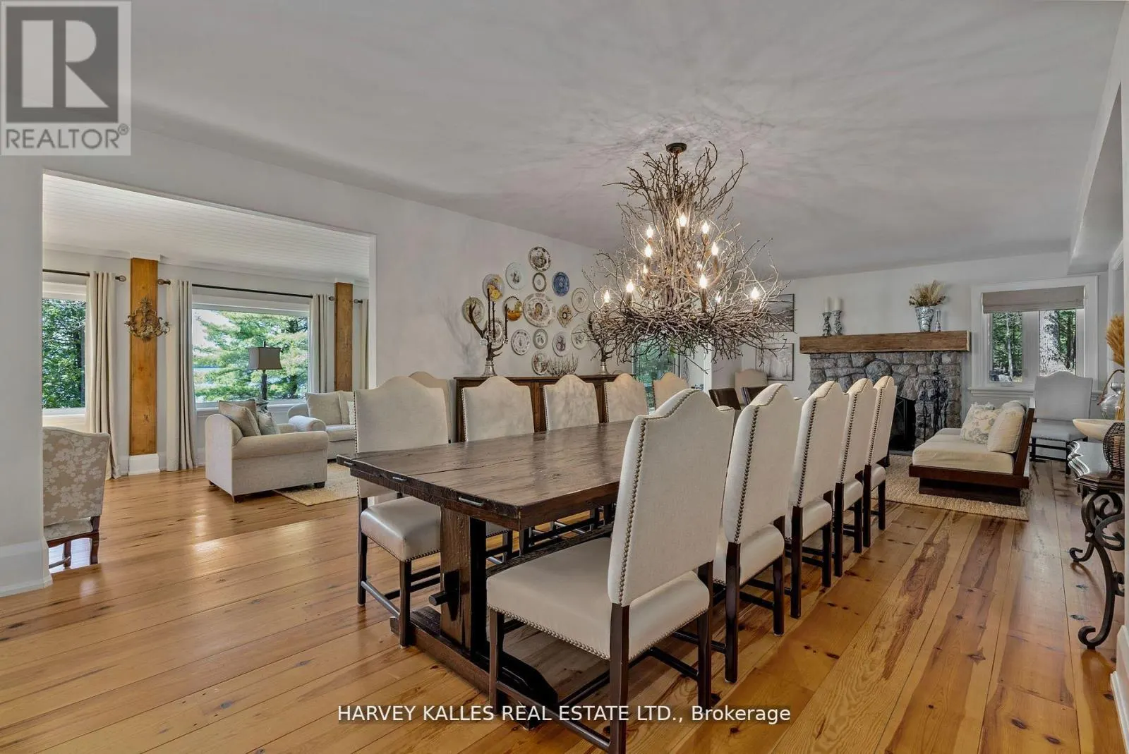 UNIT 2 - 2045 MUSKOKA RD 118W