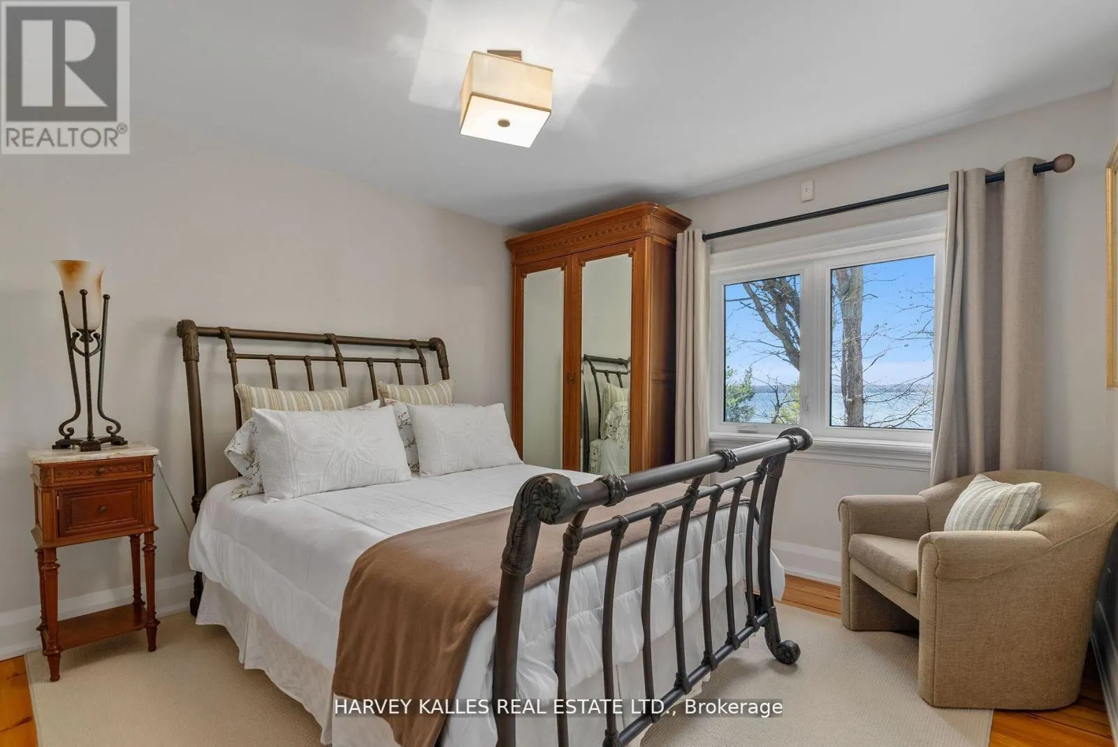 UNIT 2 - 2045 MUSKOKA RD 118W