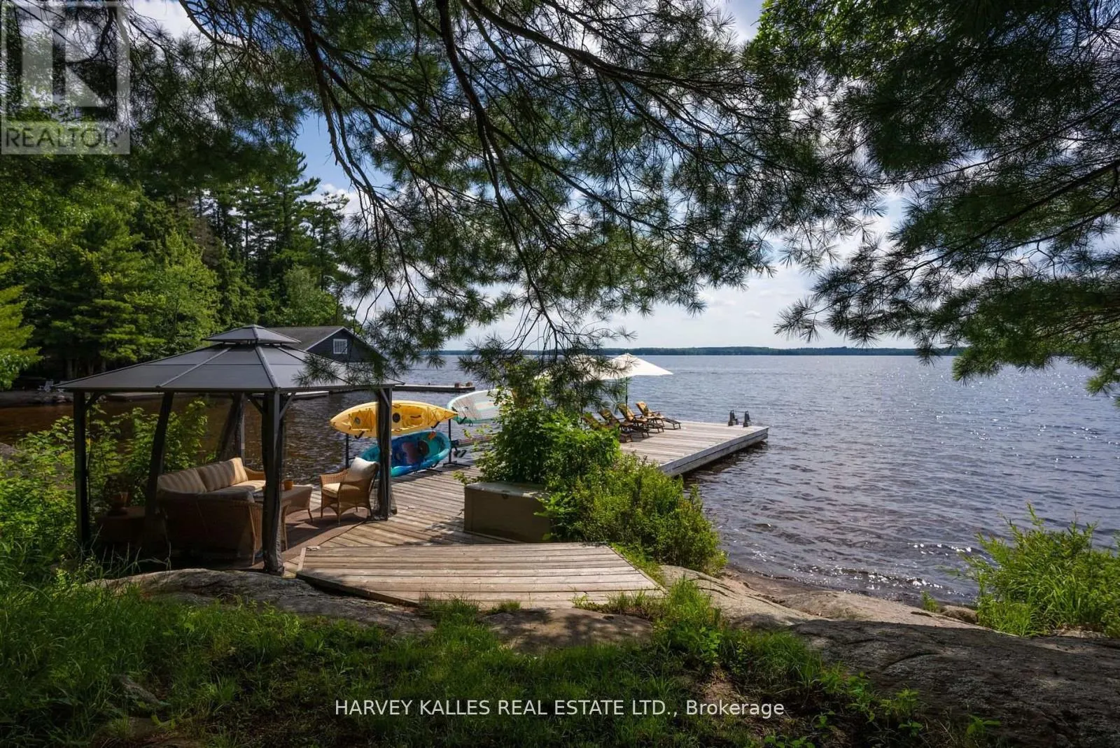 UNIT 2 - 2045 MUSKOKA RD 118W