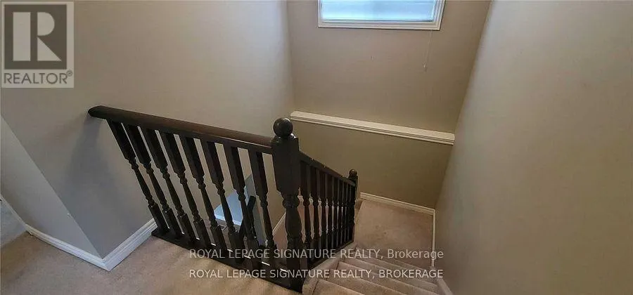 6 FENWICK COURT