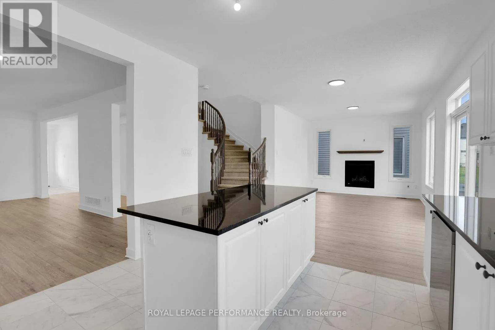 918 OMAGAKI WAY