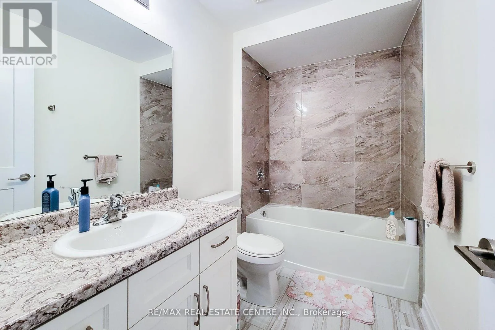 64 GREAT FALLS BOULEVARD
