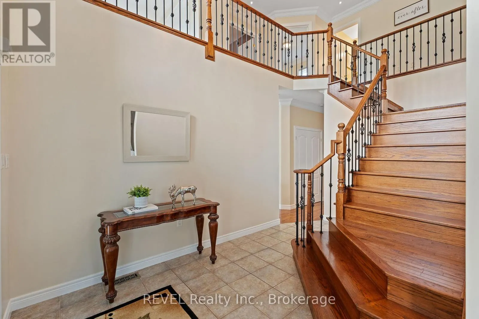 42 VINIFERA DRIVE
