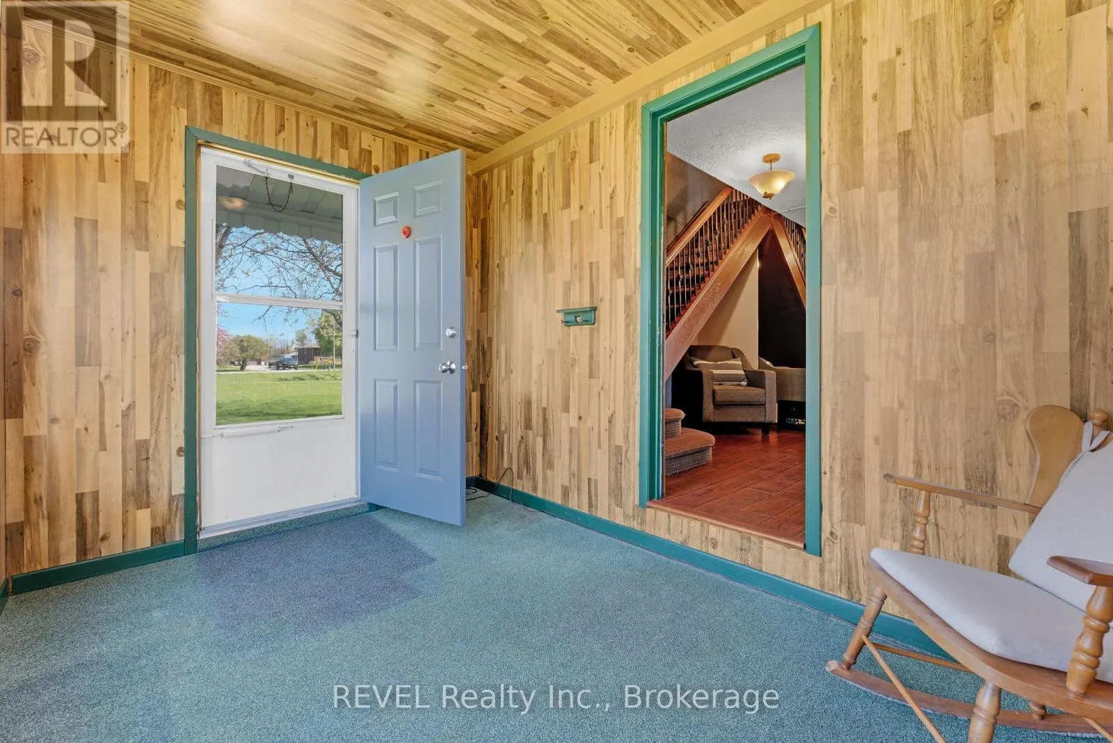 239 BECKEN CRESCENT