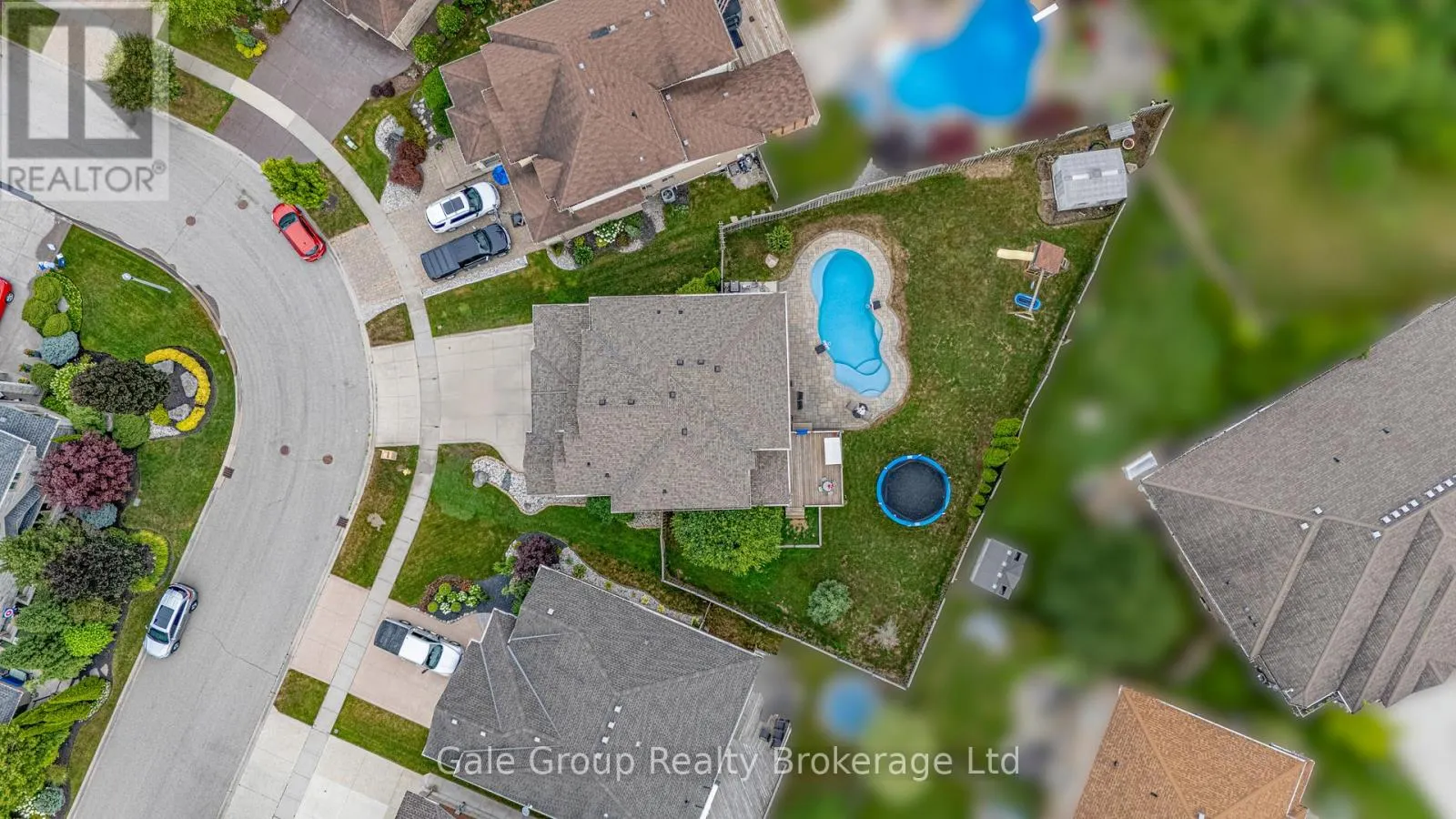 10 WESTVIEW COURT