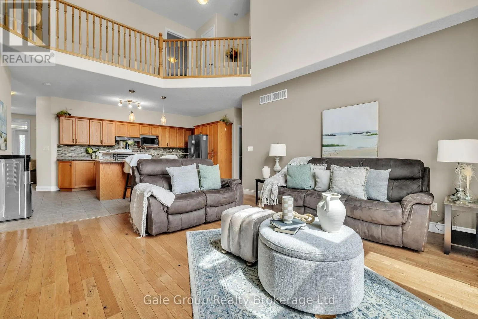 10 WESTVIEW COURT