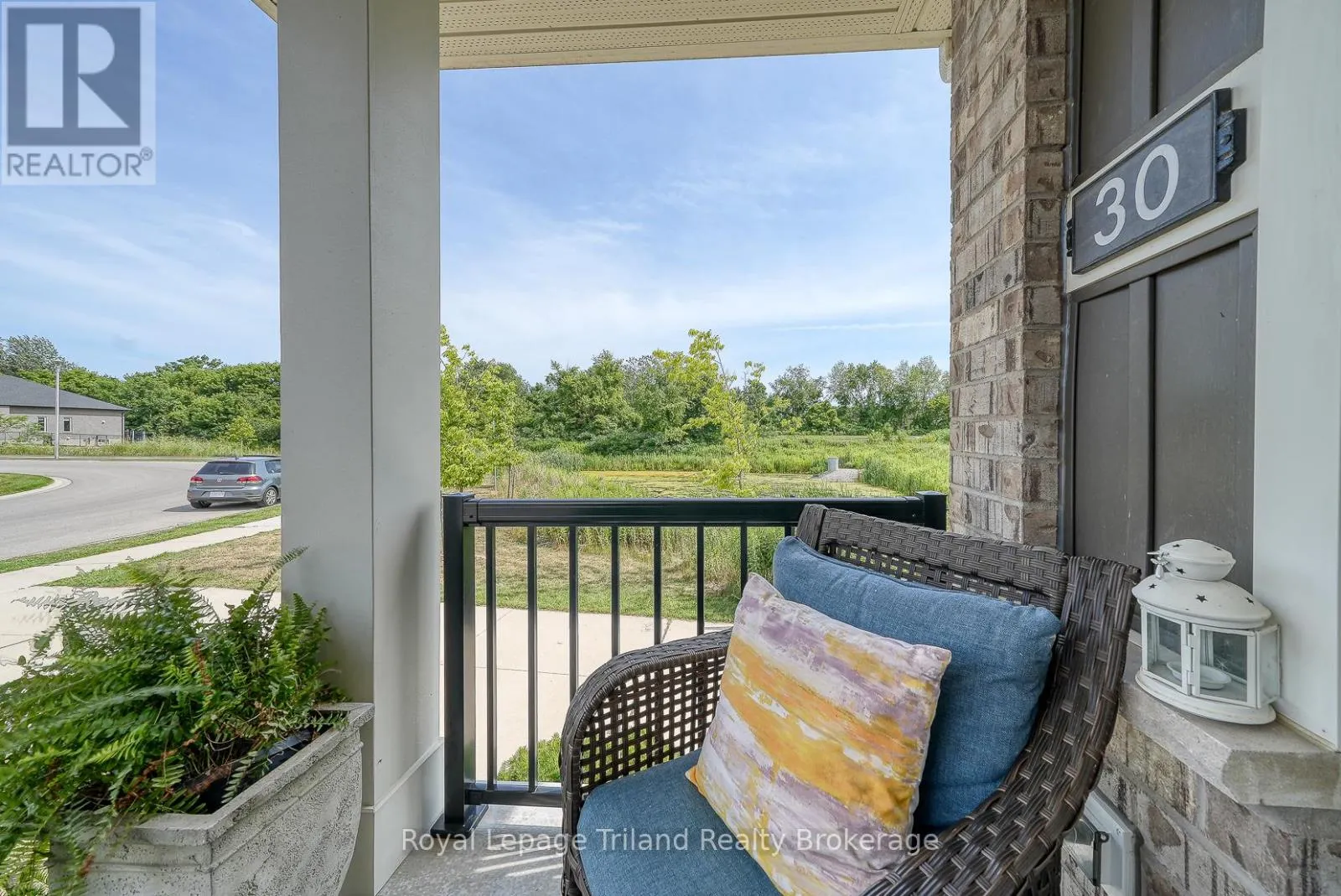 30 LIVINGSTON DRIVE