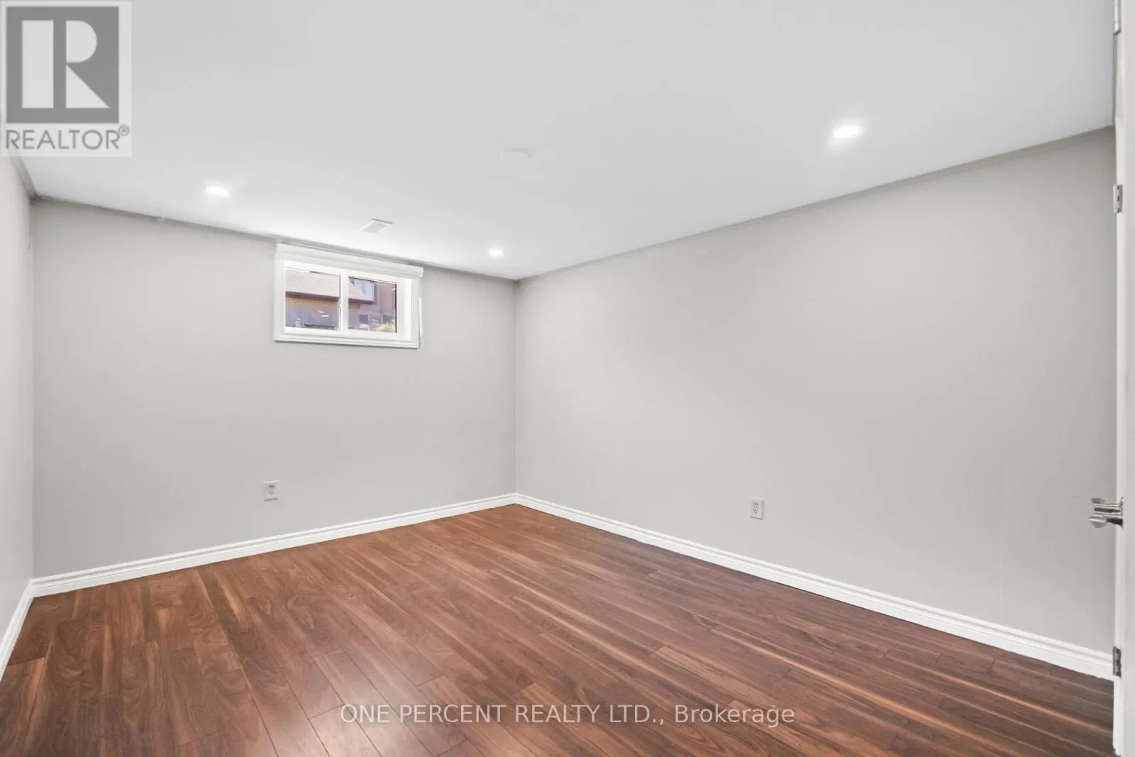364 RED OAK AVENUE