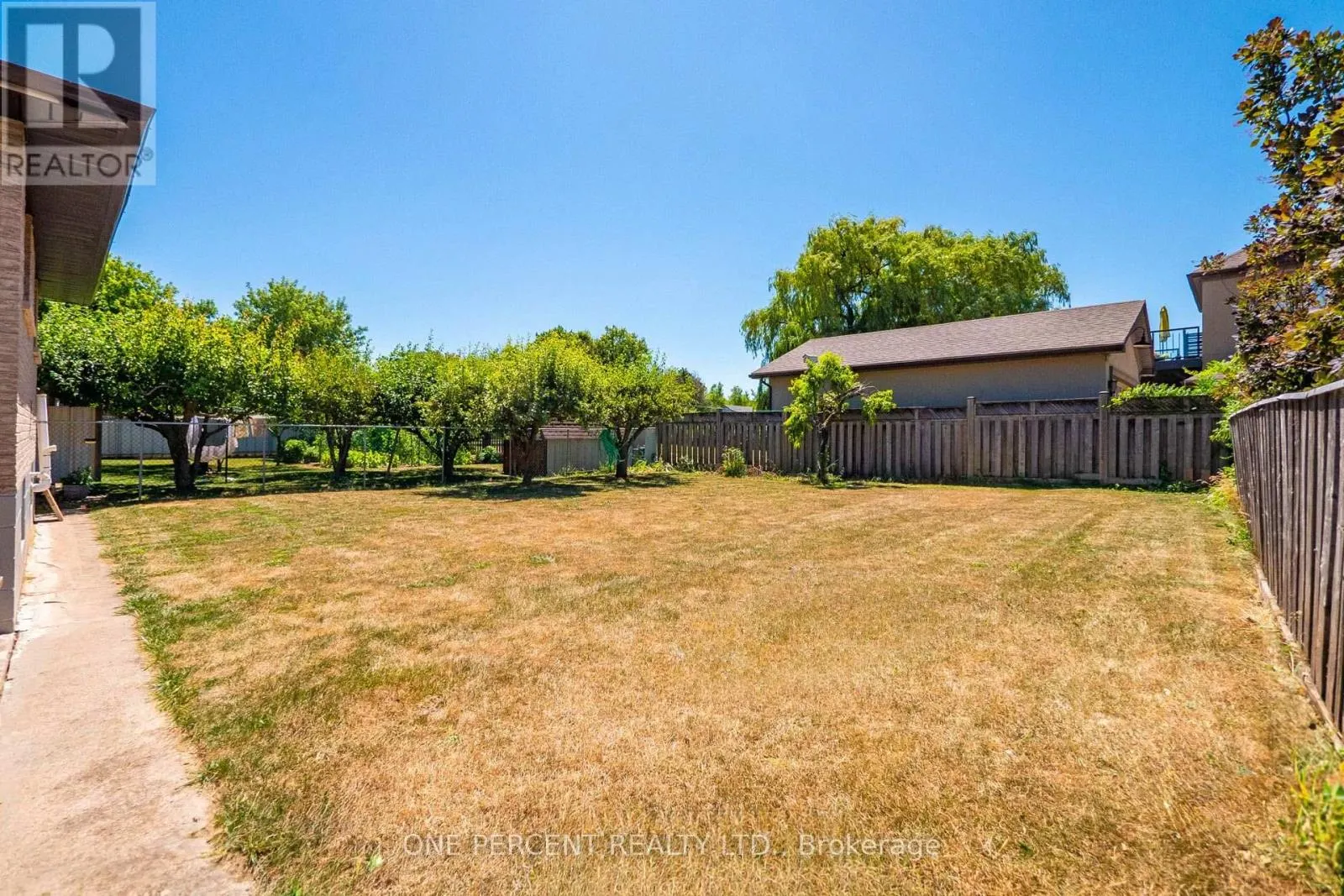 364 RED OAK AVENUE