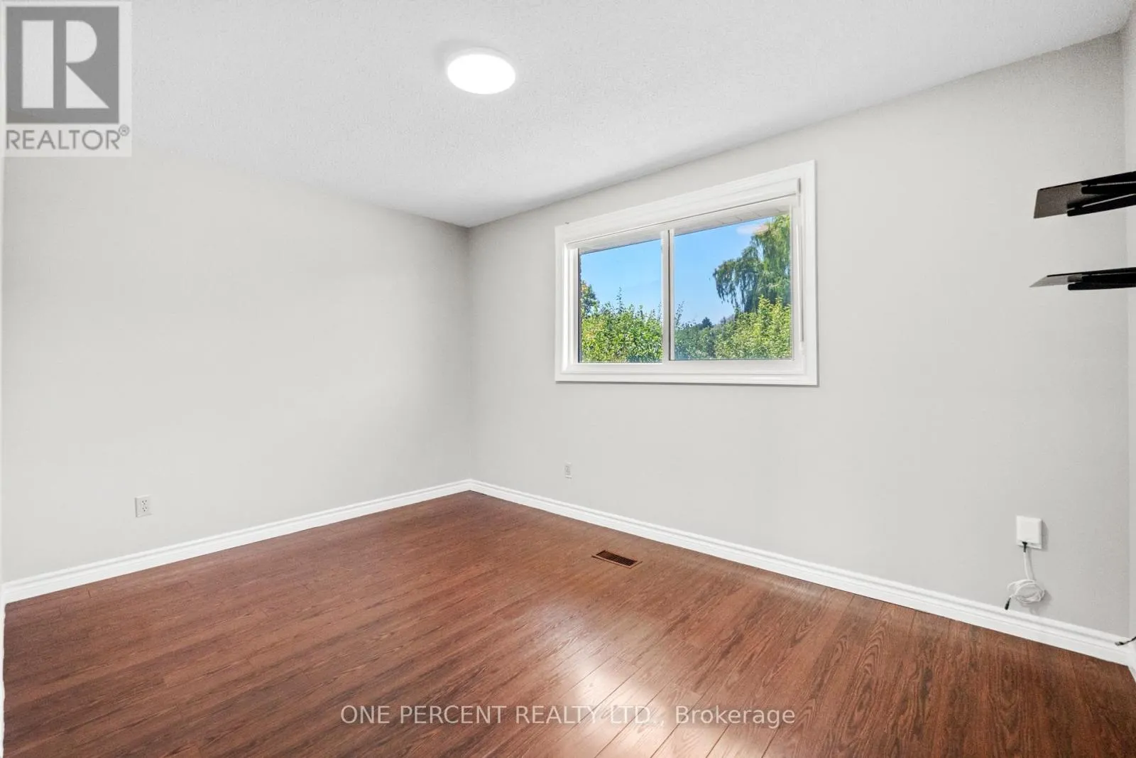 364 RED OAK AVENUE