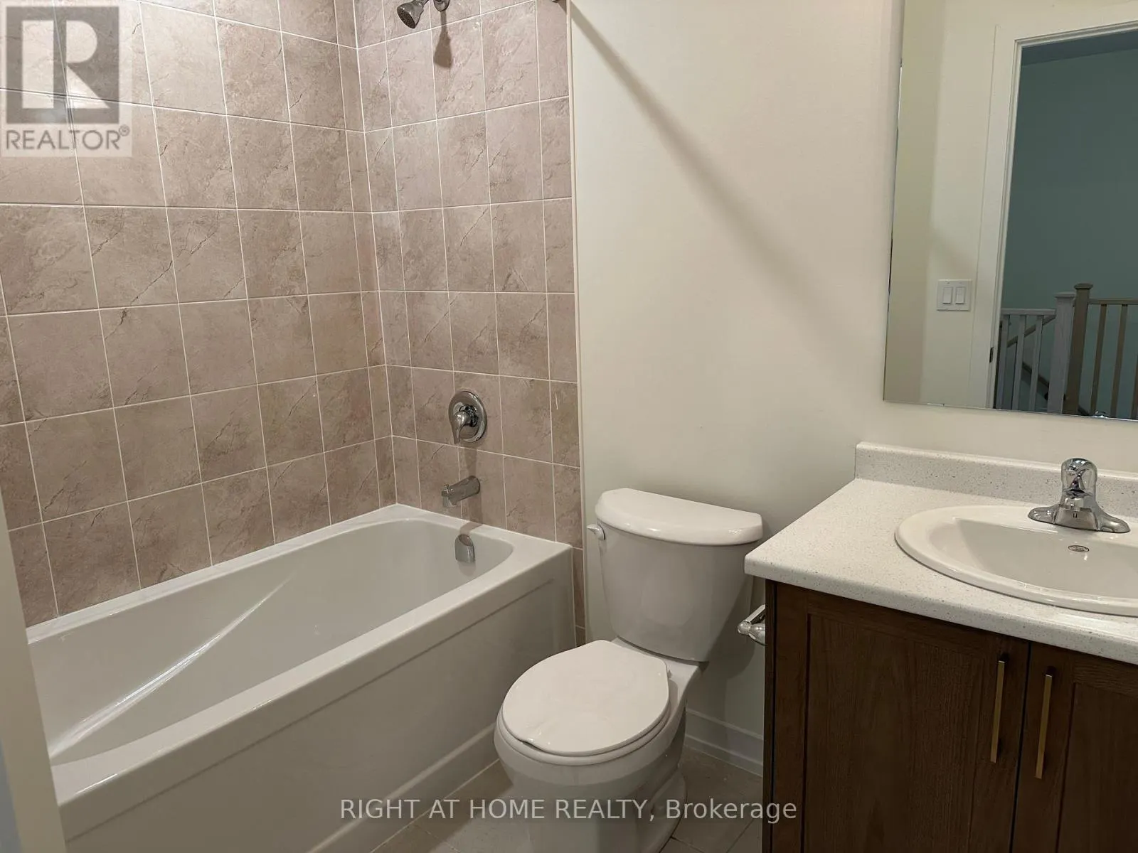 1204 - 160 DENSMORE ROAD, #1204