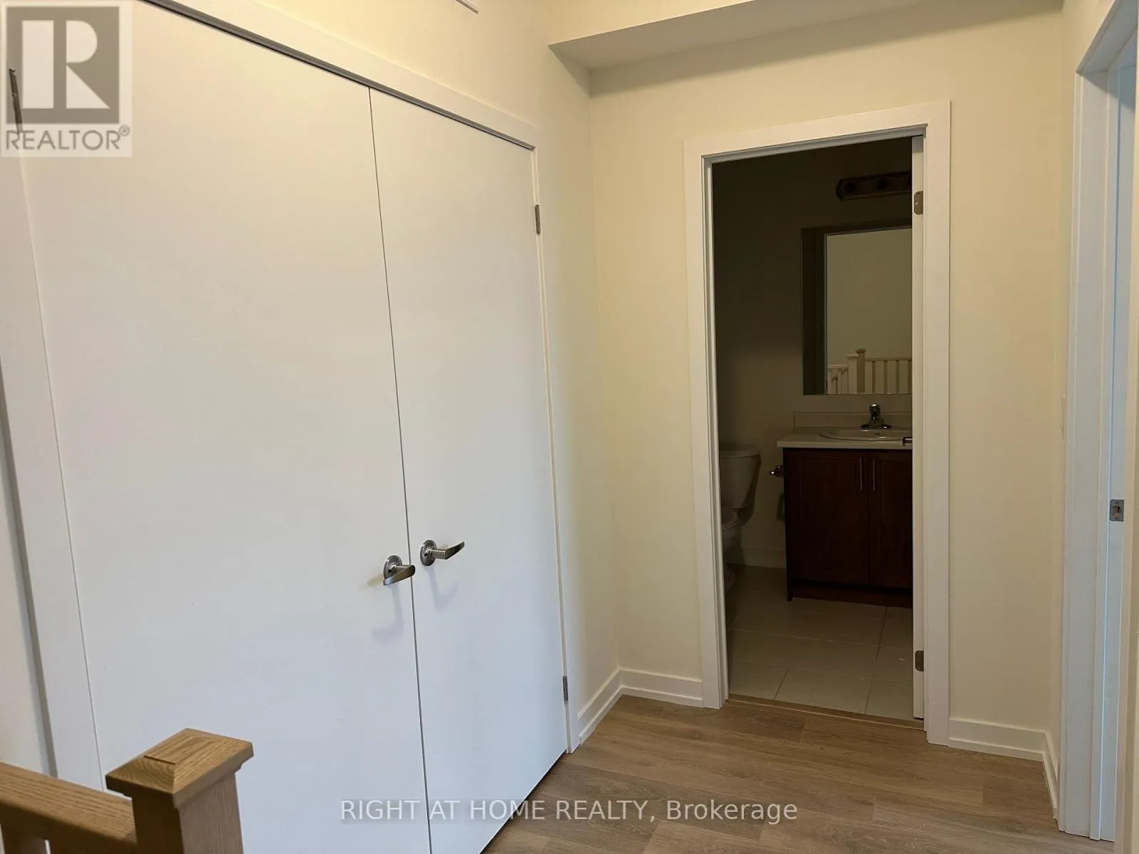 1204 - 160 DENSMORE ROAD, #1204